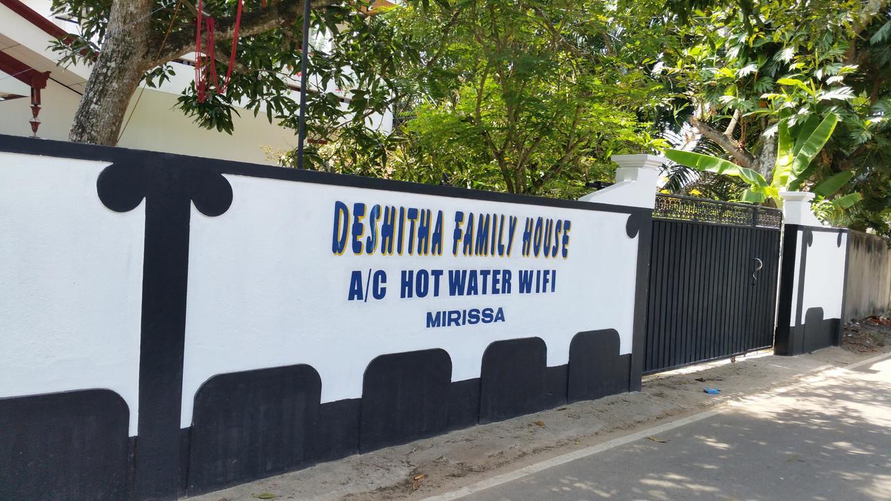 Desitha Family House Hotel Mirissa Kültér fotó